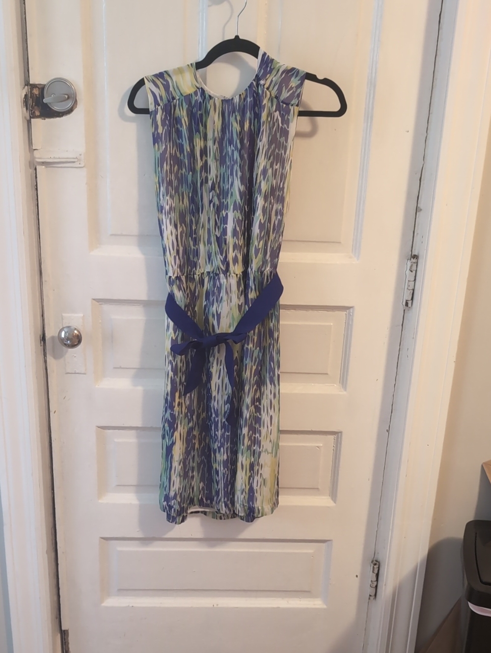 100% Slik Sleeveless Purple And Green Multi-Print Belted Women's Sheath Dress